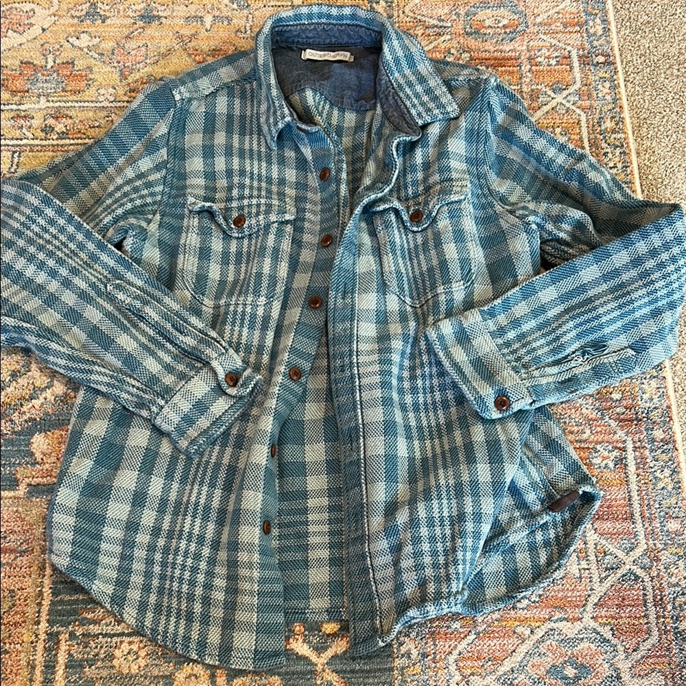 Outerknown blanket shirt size L in VGUC